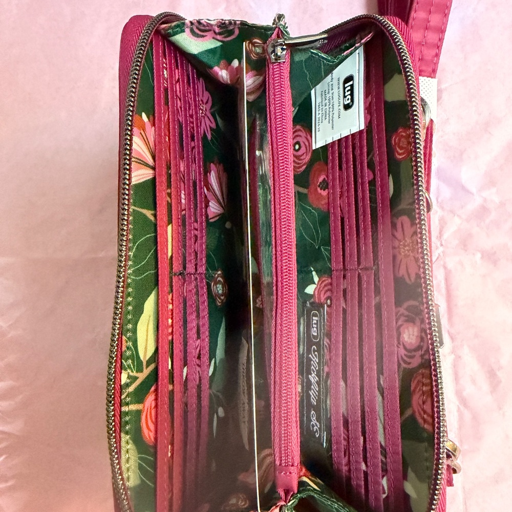 Lug Kickflip SE Crossbody Wallet~Raspberry~NWT - Picture 7 of 12